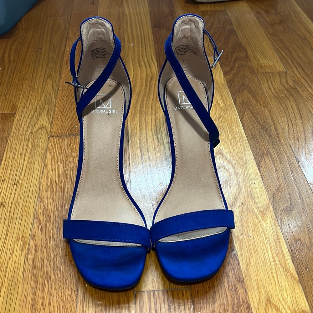 Semi new blue sandal